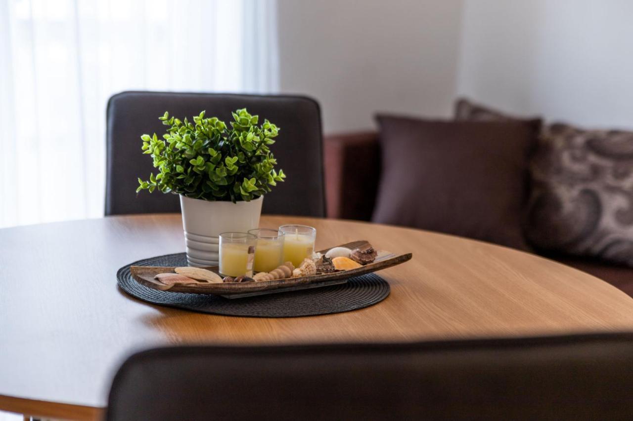 Apartmani Devcic Palit Exterior foto